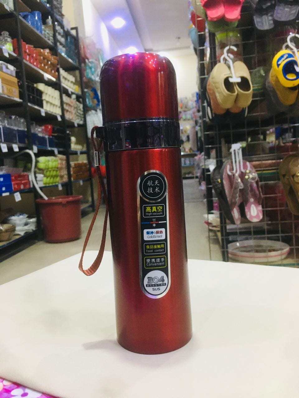 High-Grade Stainless Steel Vacuum Flask – Double-Wall Insulated Bullet Thermos for Hot & Cold Drinks (Copy)