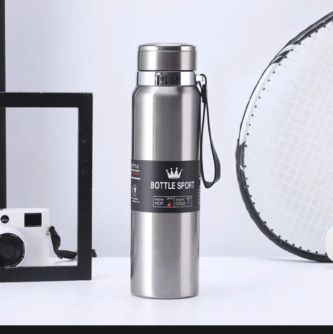 High-Grade Stainless Steel Vacuum Flask – Double-Wall Insulated Bullet Thermos for Hot & Cold Drinks (Copy) (Copy)